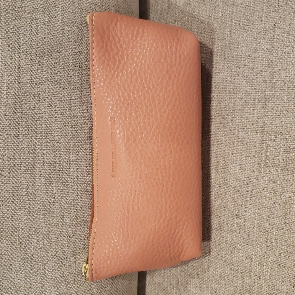 Portland Leather Goods Quartz Utility